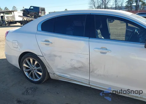 2011 Lincoln Mks Ecoboost z USA, uszkodzony, nr VIN 1LNHL9FT7BG611813